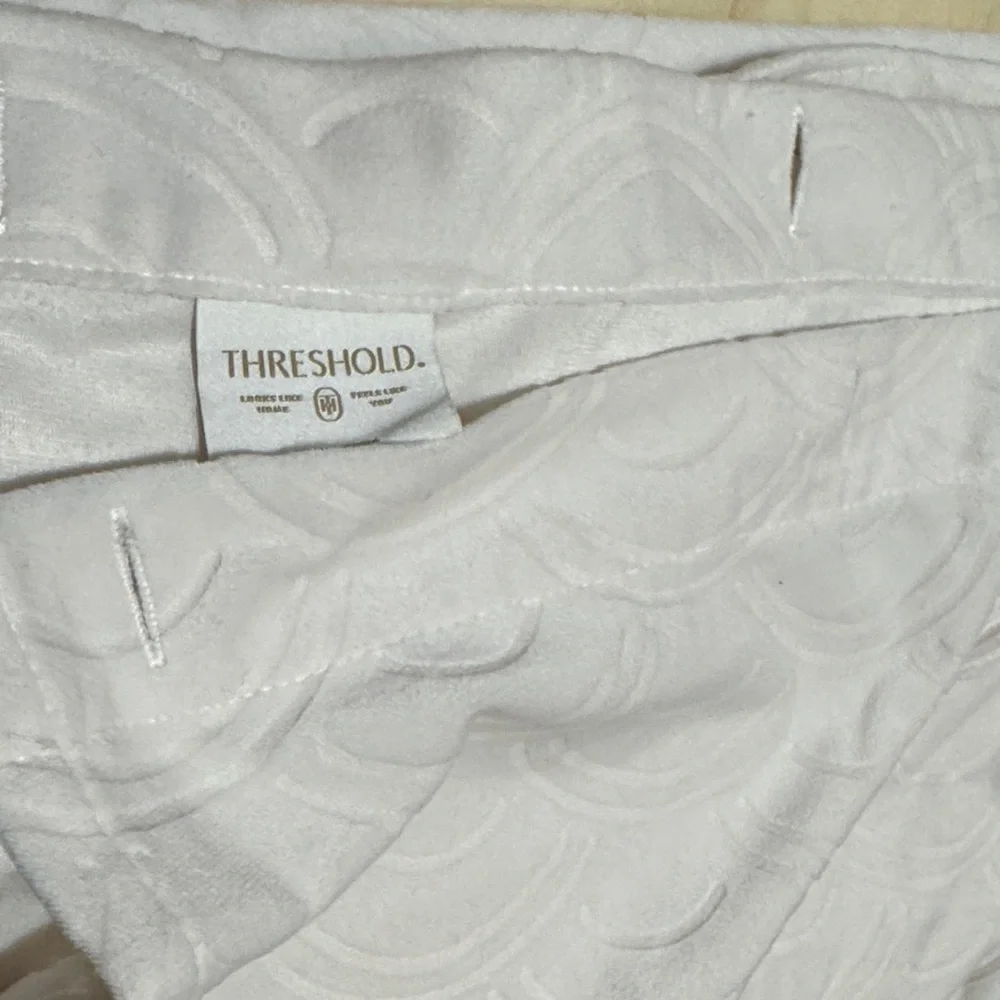 Threshold Cream Velvet Textured Scallop Standard Ivory Soft Shower Curtain